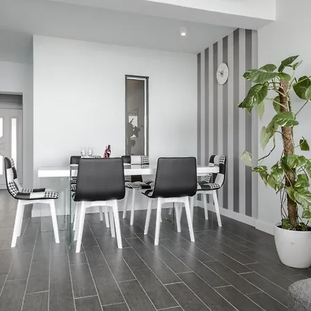 Apartment Lavilla *