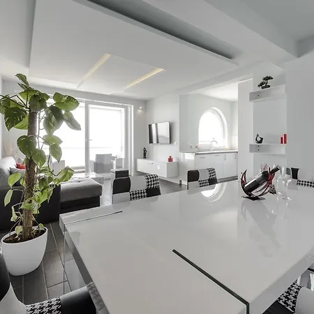 Lavilla Apartment Mlini
